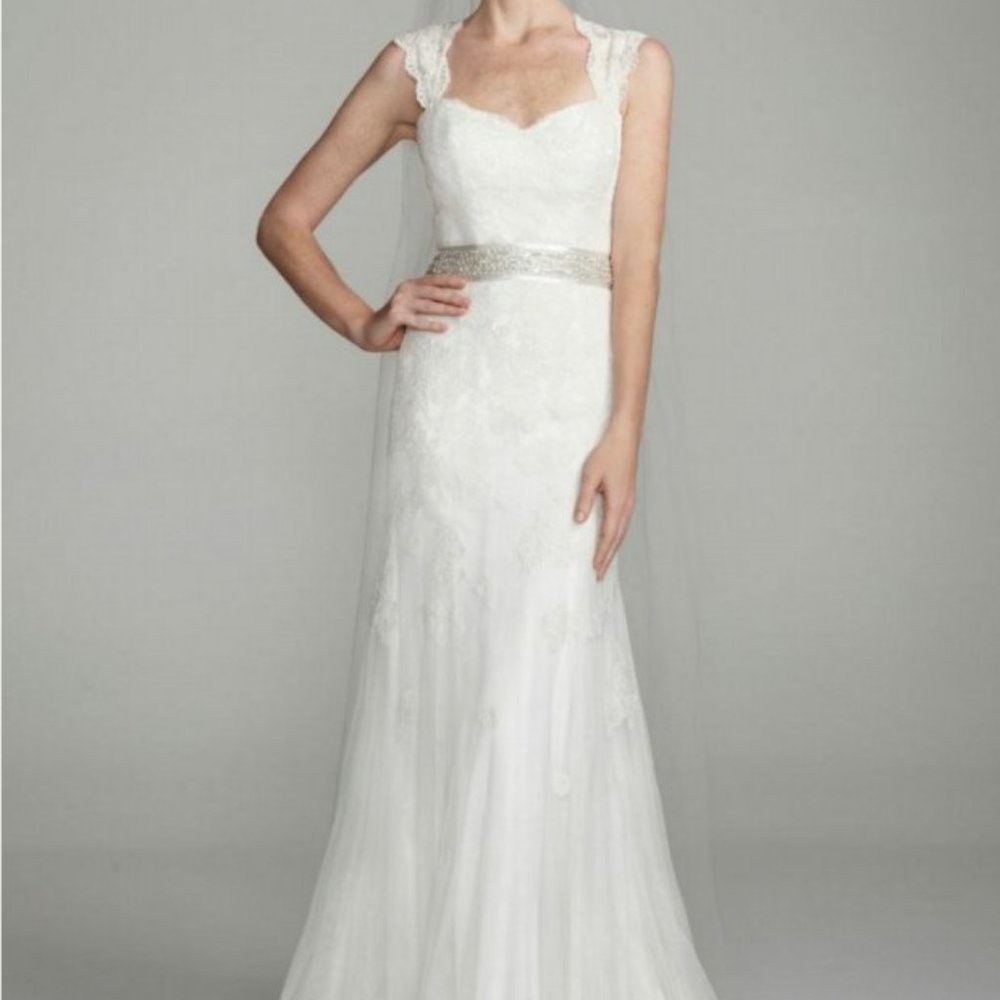 New David's Bridal Ivory Wedding Gown